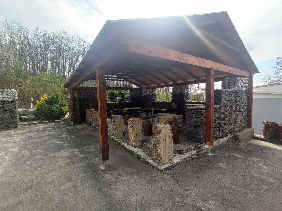 Motel Sofer Volkovce Exterior foto